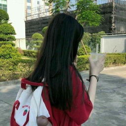 罕见的“红边绿瓣”首次现身，上海刚出梅就迎来28位稀客
